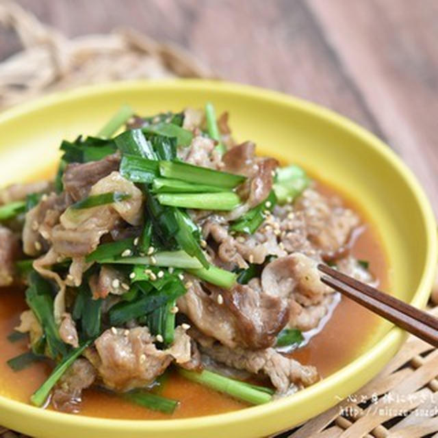 お弁当のおかずにオススメ♪豚こま切れ肉とにらの甘辛炒め