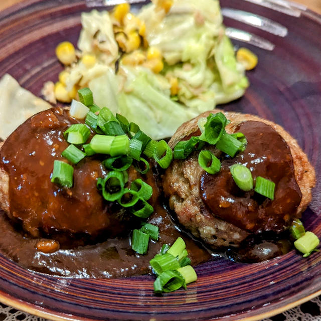 日本酒を飲むために和風ハンバーグ
