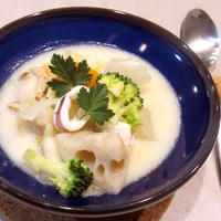 甘酒が隠し味・シーフード豆乳スープ