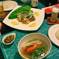 トムヤムクン＆揚げ魚の香草ソース
