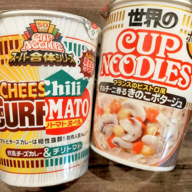 カップヌードルスーパー合体と世界のカップヌードル