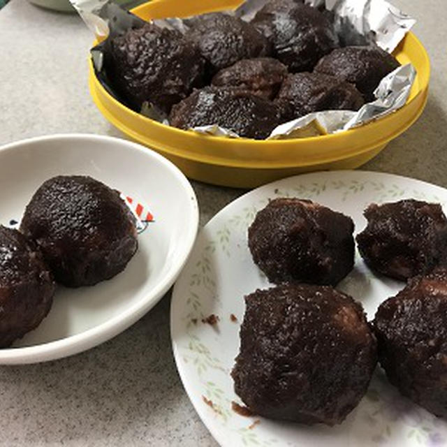 ちーちゃんと一緒におはぎを作って＆とりわすれの梅♪