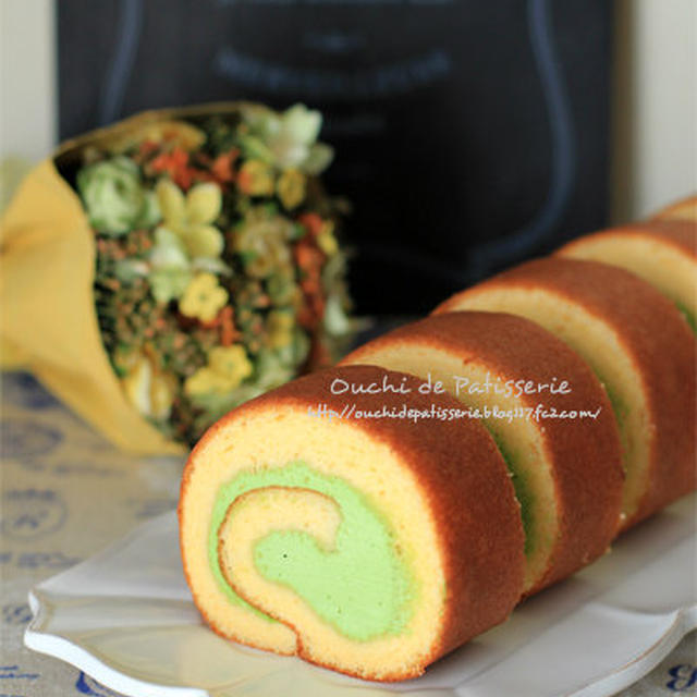 抹茶のロールケーキ