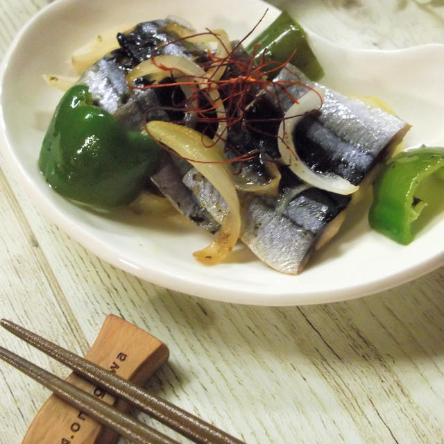 冷凍の骨抜きさんまでラクラク！さんまの梅甘酢蒸し煮