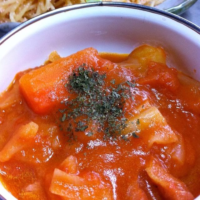 ベーコンと野菜のトマトシチュー