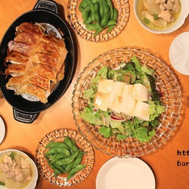 ストウブで『餃子』の献立。（雑）