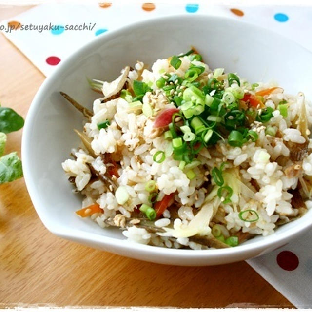 甘辛味のツナ牛蒡寿司と肉リング (=￣▽￣=)