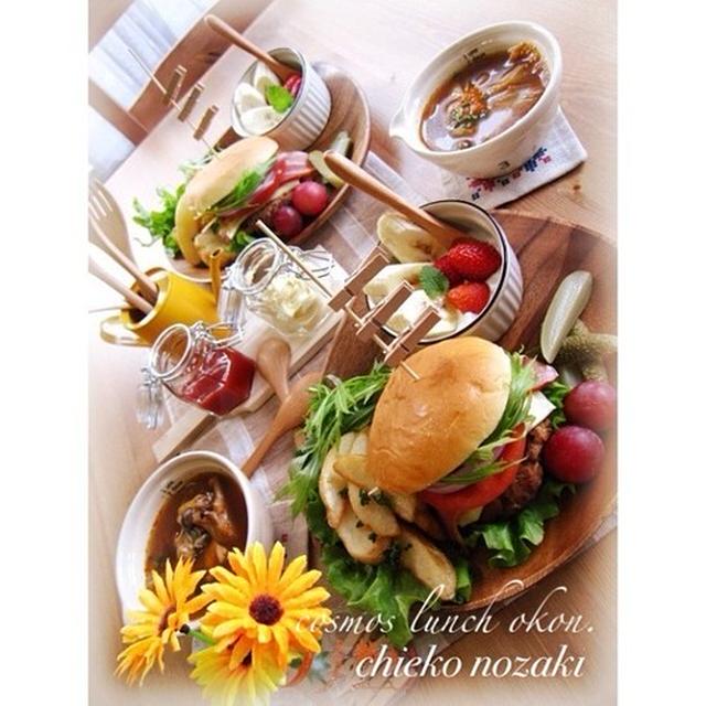 cosmosokon:

Breakfast☆Hamburger
昨日のチゲと食べます(^_−)−☆♪♪♪
#料理#朝食#朝ごはん...
