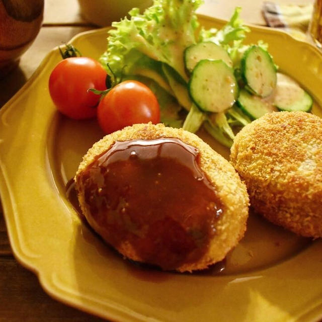 【おうちごはん＊献立】コロッケ定食でした。