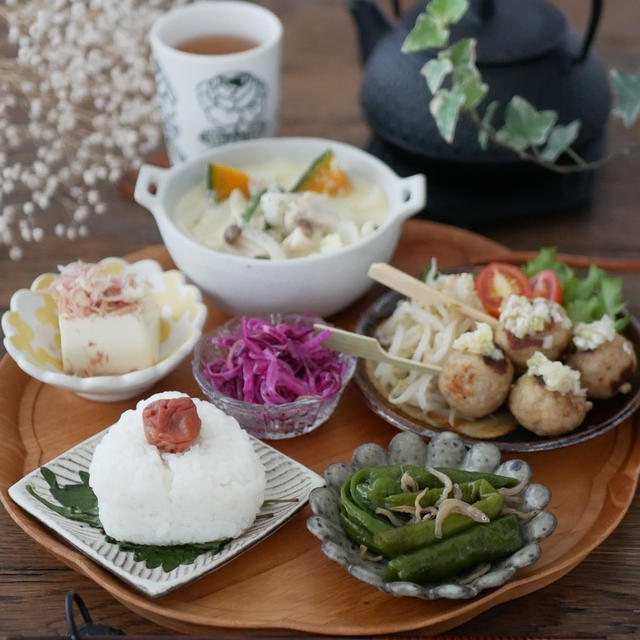 かぼちゃとチキンの豆乳スープと副菜いろいろ