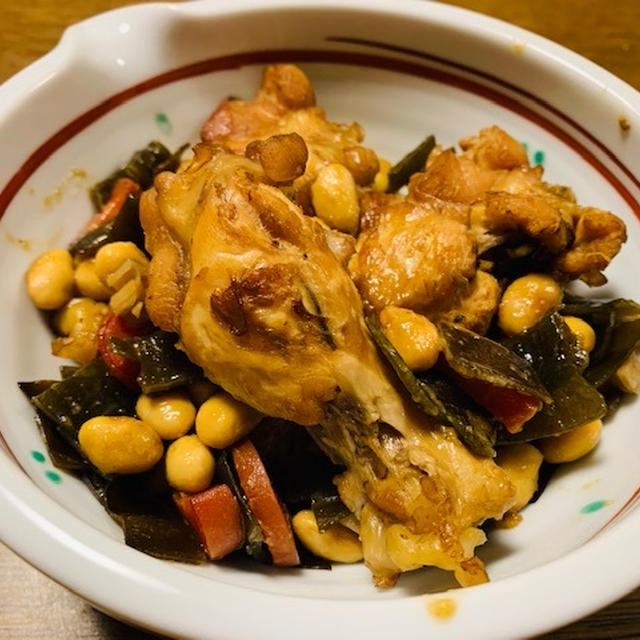 鶏手羽元と昆布の炊いたん　