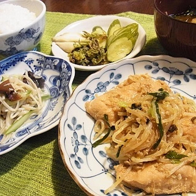 ムネ肉とモヤシ、ニラの味噌炒め＆簡単バナナチーズケーキ