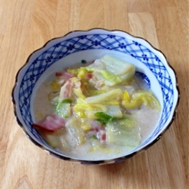 白菜とベーコンのミルク煮