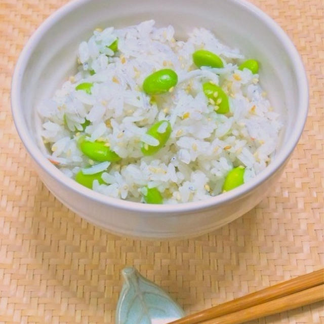 お豆の香りと甘みが美味しい〜群馬県産の枝豆「豆王」としらすの混ぜご飯。