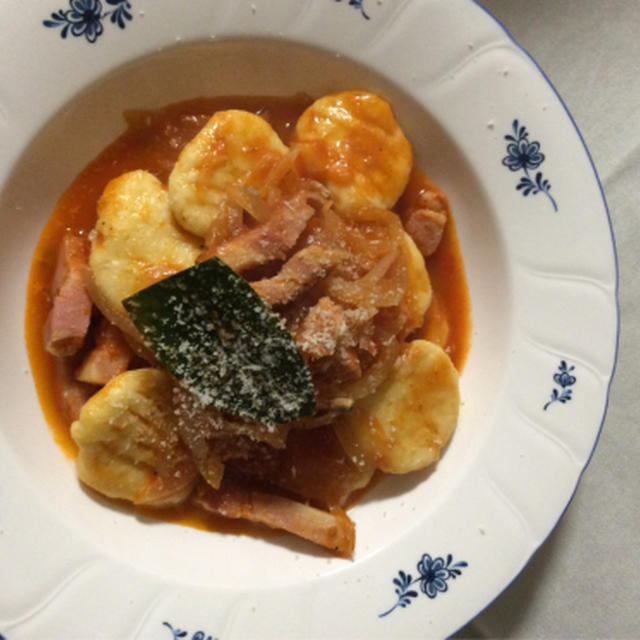 来週は手打ちパスタ、ニョッキ