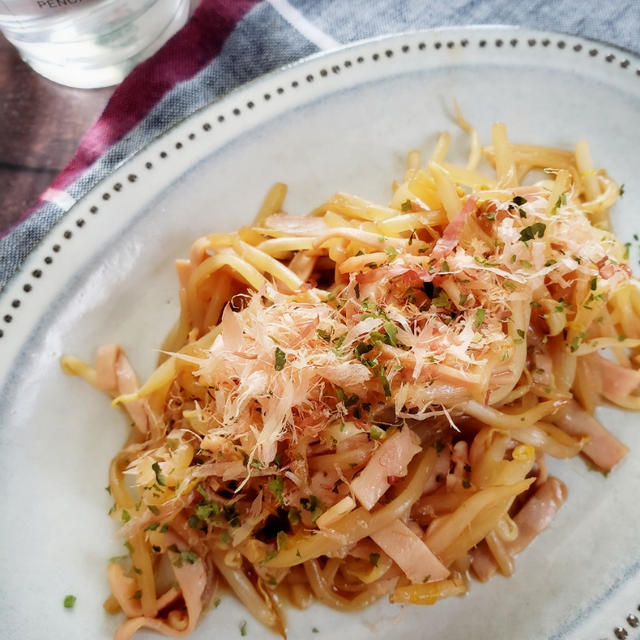 ～もやしシャッキシャッキ！～もやしの焼きそば風