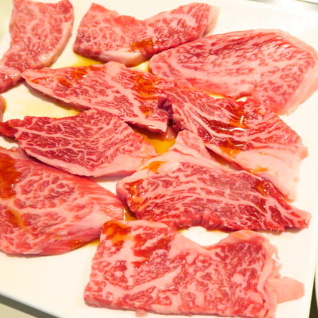 【神谷町】限定20食の黒毛和牛を使った上カルビセットがコスパ抜群！行列必至の人気ランチです。「バーベキューハウス みどりや」