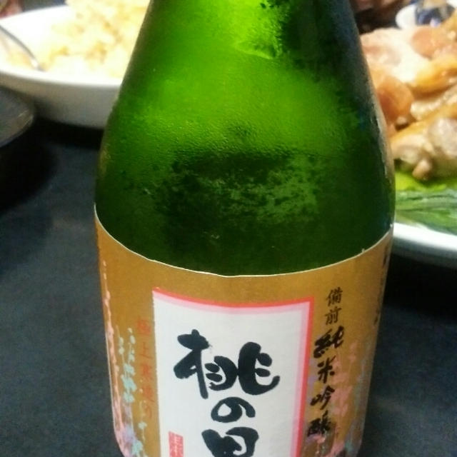 10月1日は日本酒の日！純米吟醸「桃の里」