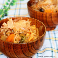鰹節が決め手☆野菜たっぷりピリ辛雑炊
