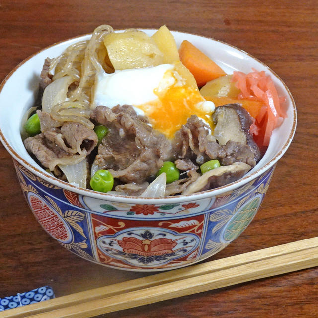 染みうま！ほくほく甘辛 肉じゃが丼