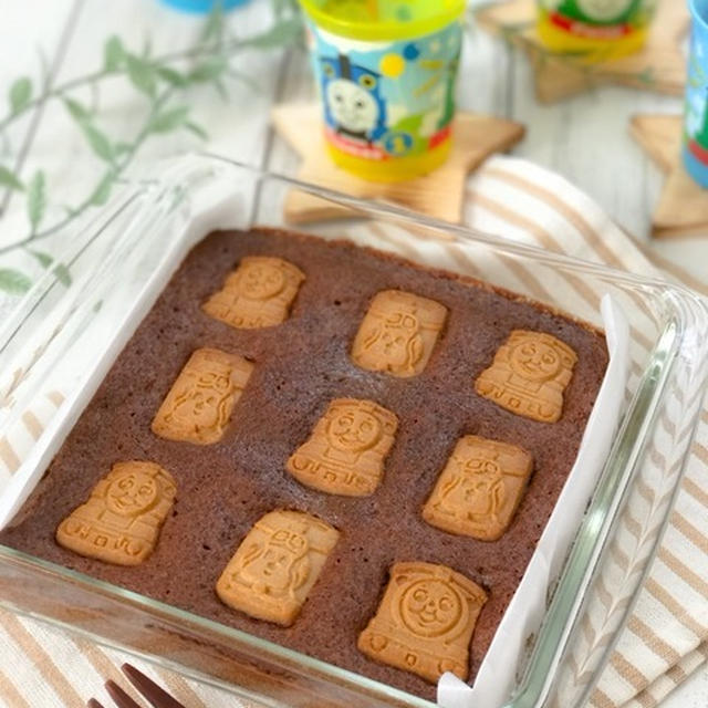 【レシピ】レンジ&ホットケーキミックスで子ども喜ぶ簡単チョコケーキ