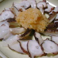 真たこのお刺身（もみじおろしで食べよぉ)