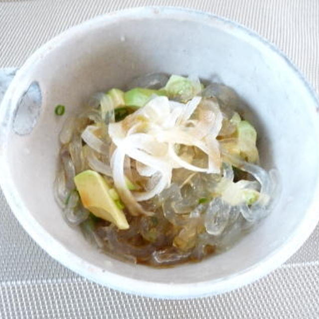 アボカドとところてん　　ひんやり冷して食べてね♪