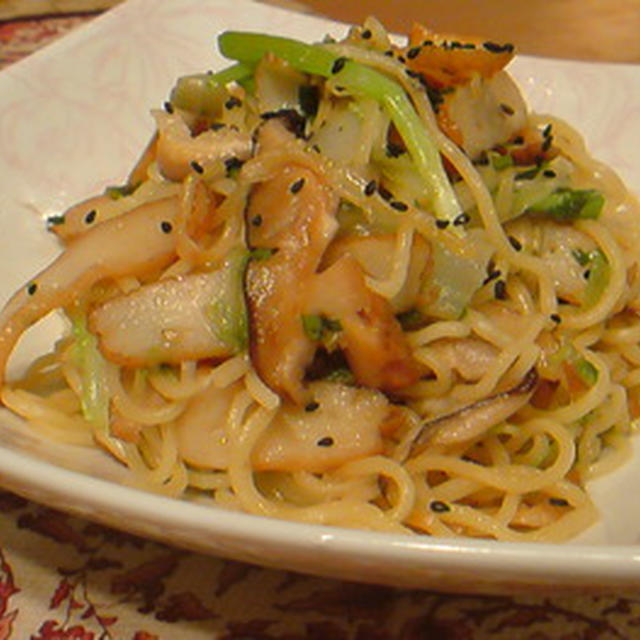 お酒に合う焼きそば。作りました♪