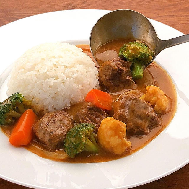 ハウスのCMカレーを作りました〜！！