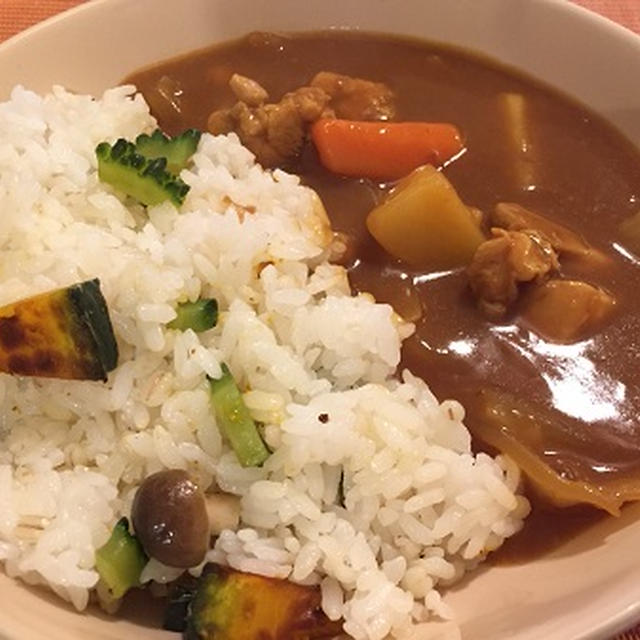 カレーのご飯に野菜を混ぜました