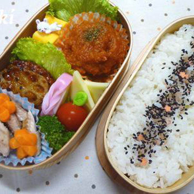普通弁**トマト煮込みハンバーグ