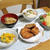 アスパラとベーコンの炊き込みごはんとパンプキンサラダとスパサラダでうちごはん（レシピ付）