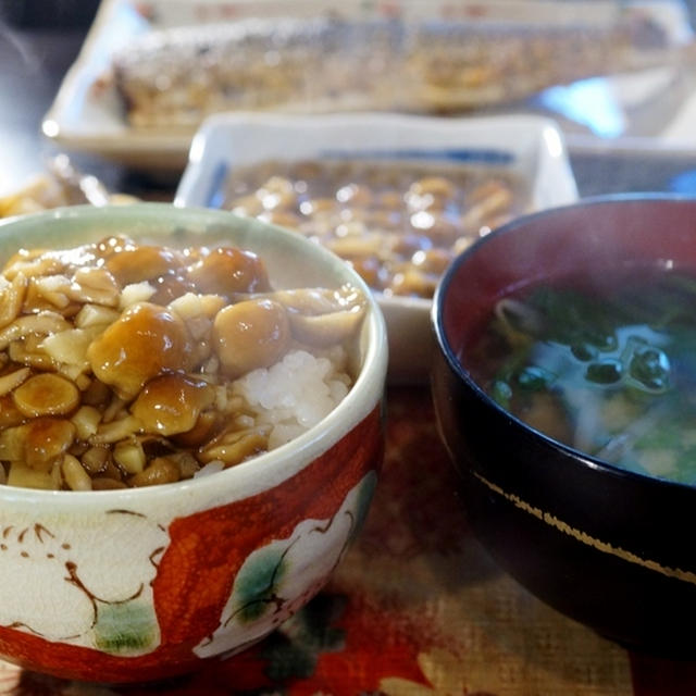 常備菜で日本の朝ご飯【なめこと生姜の煮付け】材料２っ＋調味料２つのみで簡単！節約！旨過ぎ！です♪