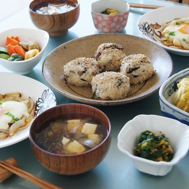 【簡単な朝ご飯＆乾燥芋】【京王プラザホテルのランチバイキング＆吊るし雛】