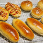 全粒粉パンでホットドッグとハンバーガー