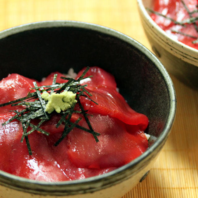 本マグロの鉄火丼