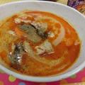 トムヤムクン味ペーストで一発☆　やみつきトムヤム鶏スープ