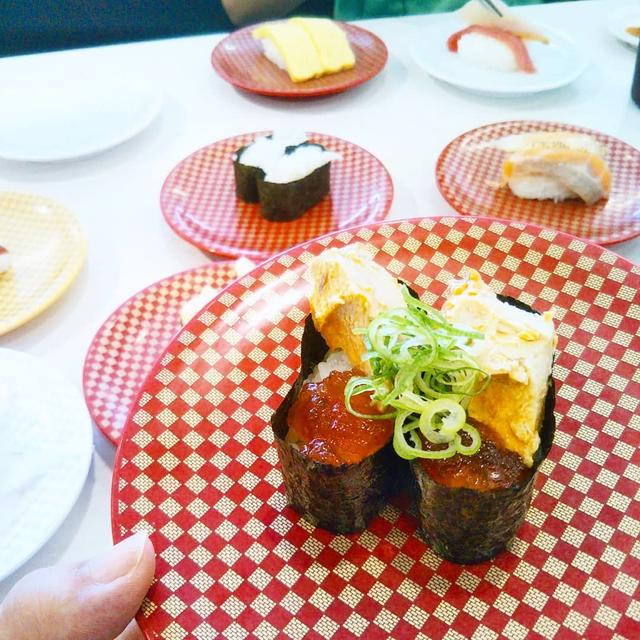 ランチ☆回らない100円寿司『魚べい』
