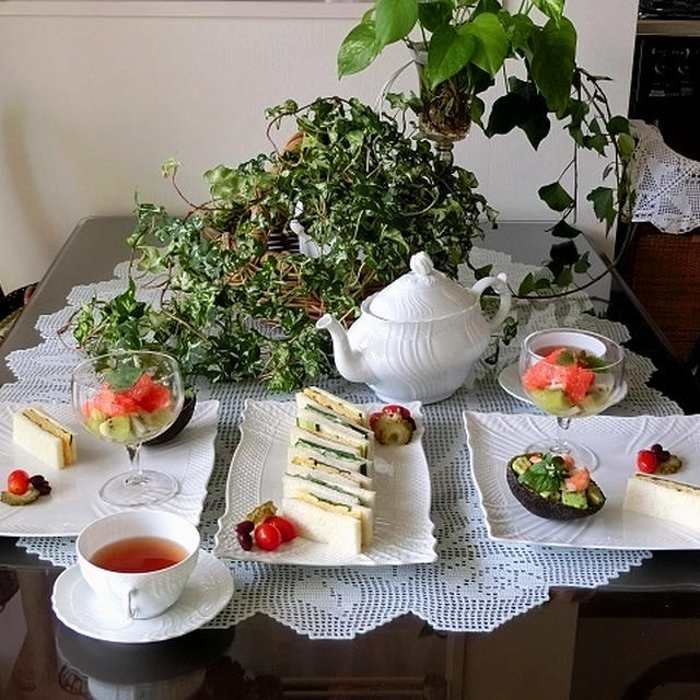 レシピ＊えびアボカドココットとたまごサンドイッチ＊休日ブランチ