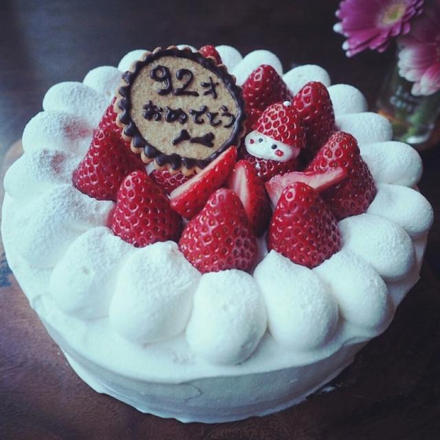 おじいちゃんの誕生日ケーキ(*´艸｀)ｷｬ