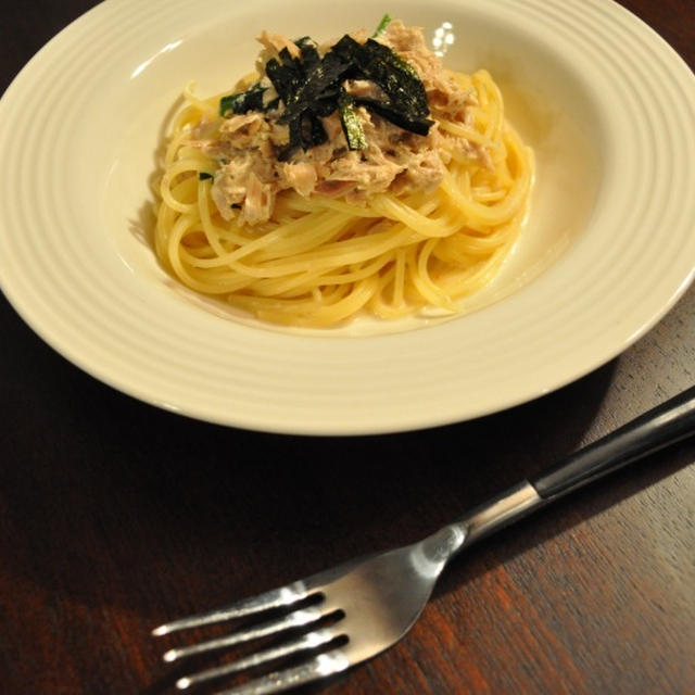 『家カフェレシピ』ツナとほうれん草のクリームパスタ