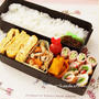 鶏そぼろオムレツとミニトマりぼんちゃん弁当
