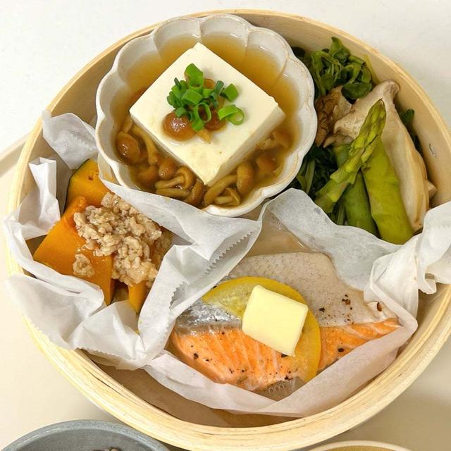 【せいろ飯】鮭のレモンバター蒸し/ 1分でアレンジ‼︎そぼろ餡