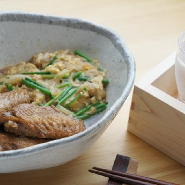 鶏手羽の柔らか煮と卵とじ