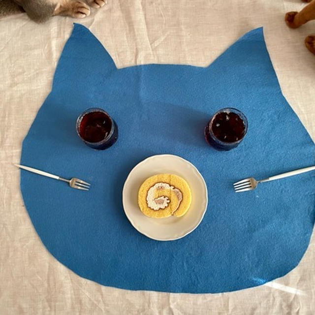ねこねこケーキ？