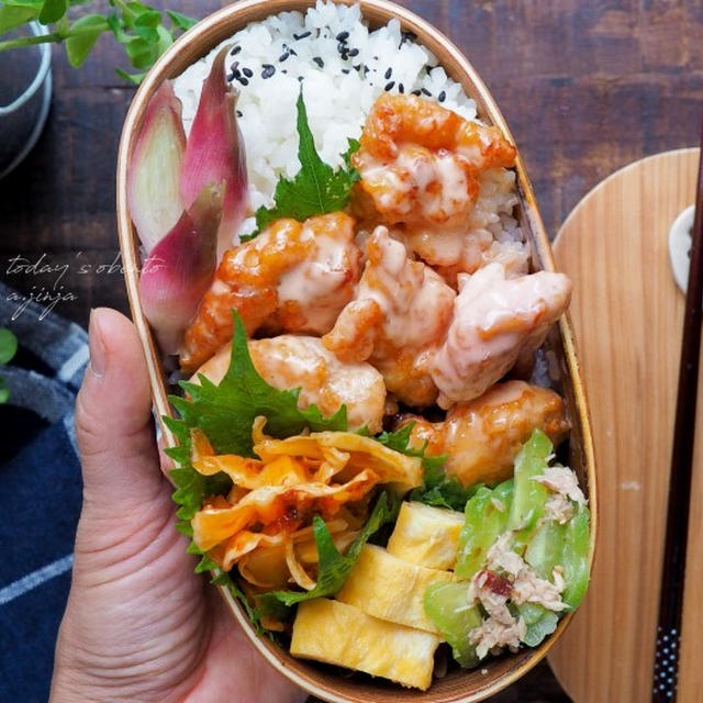 鶏マヨたくさん！満腹男弁当♩