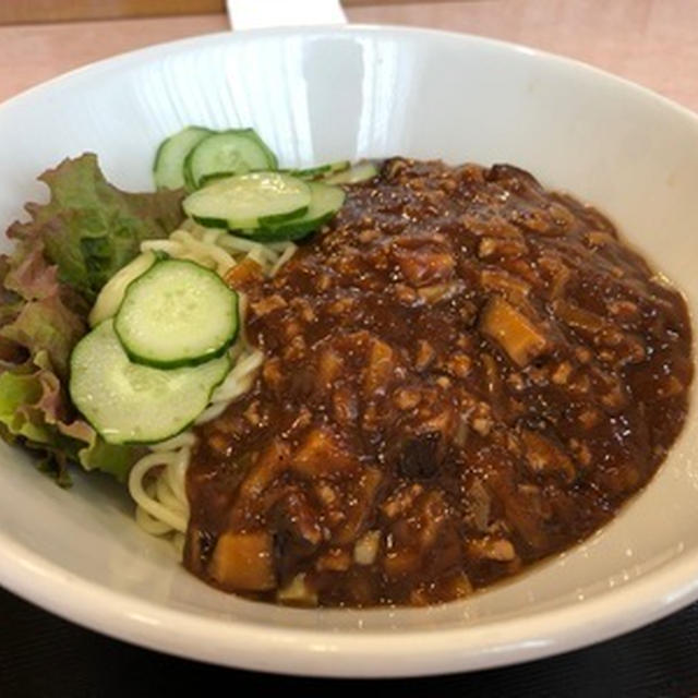 大東市の中華料理店「香林房」でジャージャー麺
