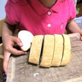４歳女児による手ごねパン＆ジャガイモ収穫