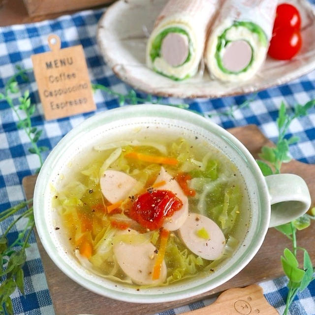 魚肉ソーセージでスープ＆ロールサンド（日本発！○○）＆本当は載せたくないリアルなダイエット中の夕飯