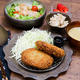 メンチカツ定食の献立。～じゅわっと抱え込む肉汁をなめてはいけない～